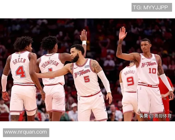 火箭队中场球员突破连胜，锁定季后赛资格