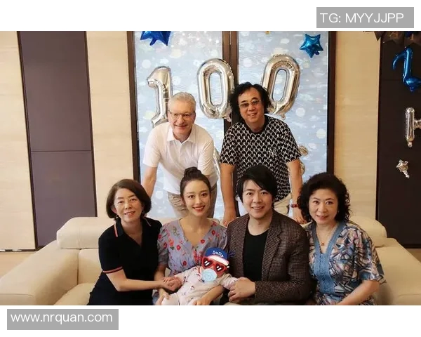 马布里与家人共迎元旦,晒出温馨合照展现幸福生活 马布里与家人共迎元旦,晒出温馨合照展现幸福生活